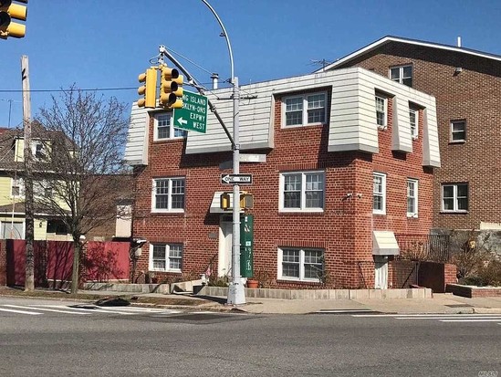 Multi-family for Sale Maspeth, Queens