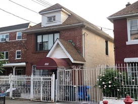 Home for Pre-foreclosure / auction Soundview, Bronx