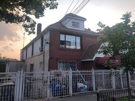 Home for Pre-foreclosure / auction Soundview, Bronx