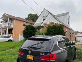 Home for Sale Auburndale, Queens