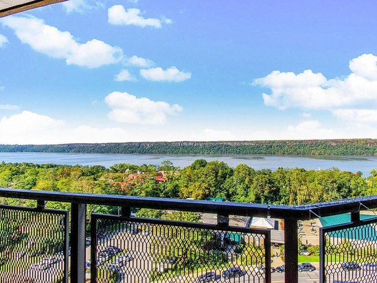 Condo for Sale Riverdale, Bronx