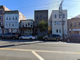 Home for Pre-foreclosure Van Nest, Bronx