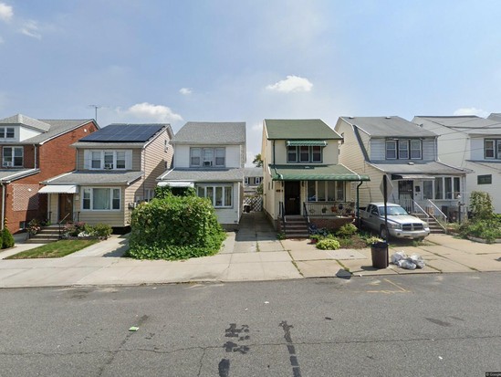 Single-family for Sale Flushing, Queens