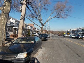 Home for Pre-foreclosure / auction Flushing, Queens