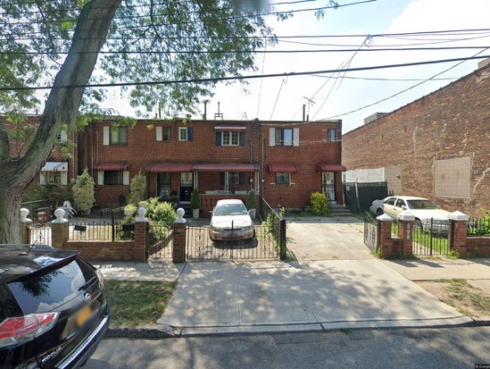 Single-family for Pre-foreclosure Brownsville, Brooklyn