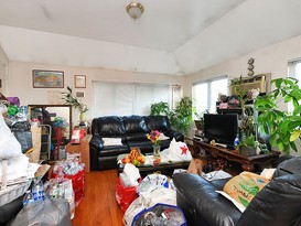 Home for Sale Auburndale, Queens