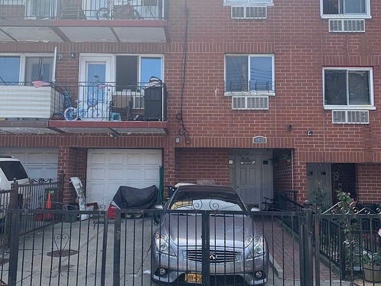 Multi-family for Sale Glendale, Queens