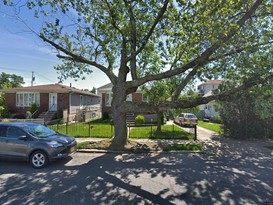 Home for Pre-foreclosure Midland Beach, Staten Island