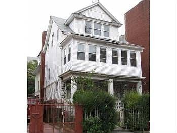 Multi-family for Pre-foreclosure / auction Dimtas Park, Brooklyn