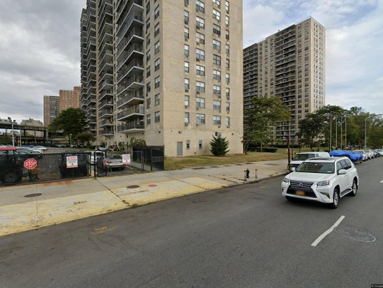 Condo for Pre-foreclosure / auction Coney Island, Brooklyn