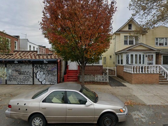 Single-family for Sale East New York, Brooklyn