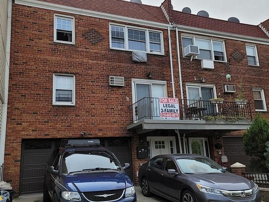 Multi-family for Sale Maspeth, Queens