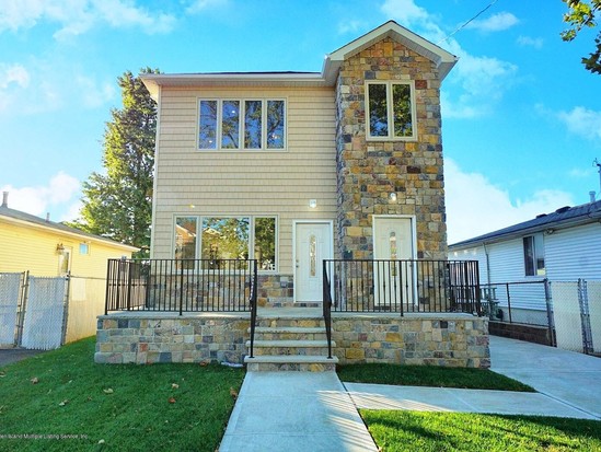 Single-family for Sale Woodrow, Staten Island