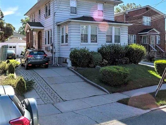 Single-family for Sale Oakland Gardens, Queens