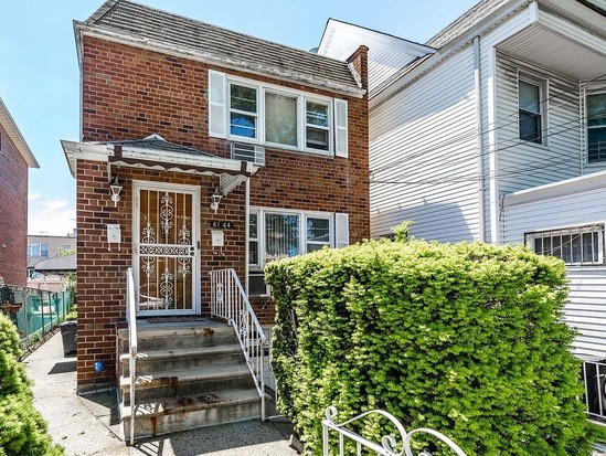 Multi-family for Sale Maspeth, Queens