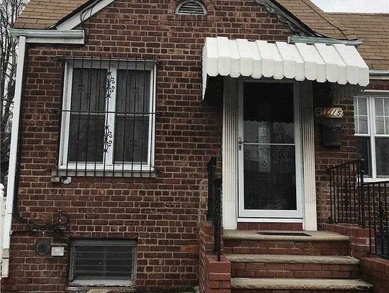 Single-family for Sale Hillcrest, Queens