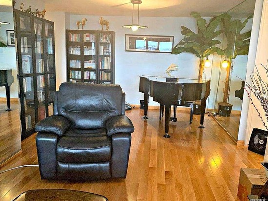 Condo for Sale Forest Hills, Queens