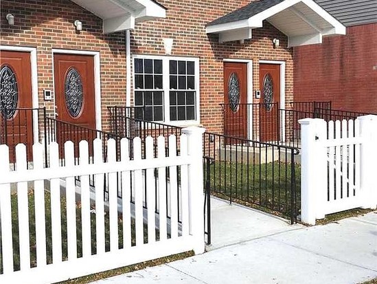 Multi-family for New construction Maspeth, Queens