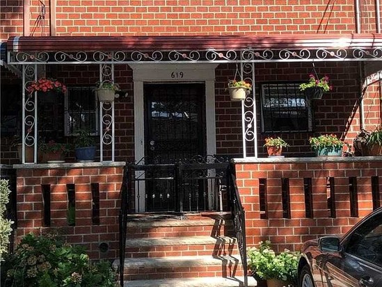 Townhouse for Sale Brownsville, Brooklyn