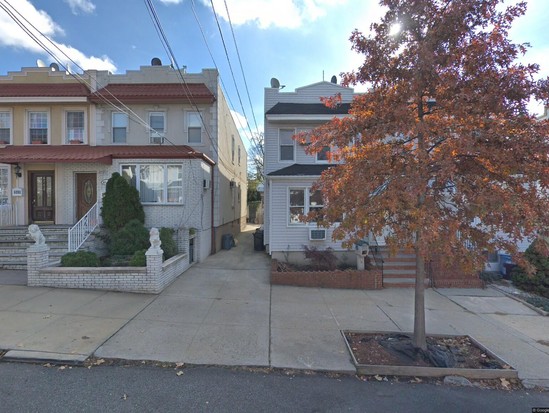 Multi-family for Sale Maspeth, Queens