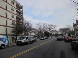 Home for Pre-foreclosure / auction Borough Park, Brooklyn