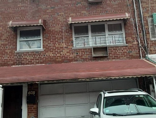 Single-family for Sale Soundview, Bronx