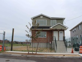 Home for New construction Arverne, Queens