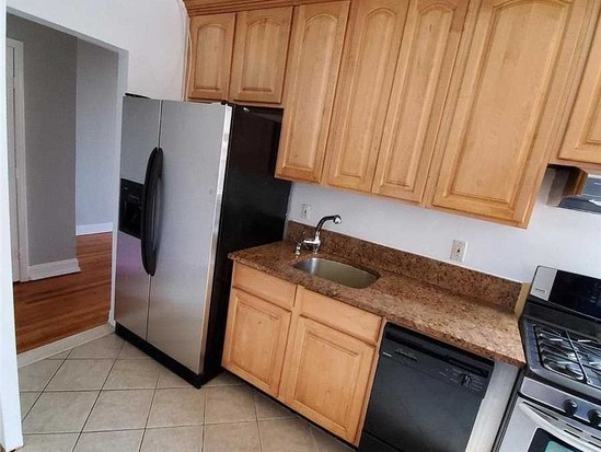 Condo for Sale Rego Park, Queens