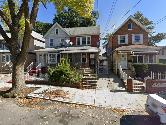 Single-family for Pre-foreclosure / auction East Flatbush, Brooklyn