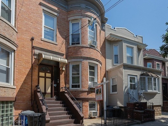 Multi-family for Sale Glendale, Queens