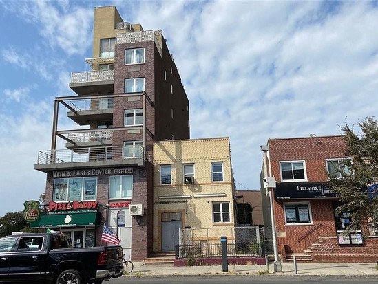 Multi-family for Sale Bensonhurst, Brooklyn