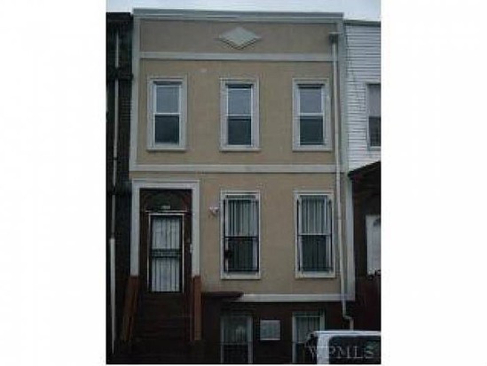 Multi-family for Pre-foreclosure / auction Bedford Stuyvesant, Brooklyn