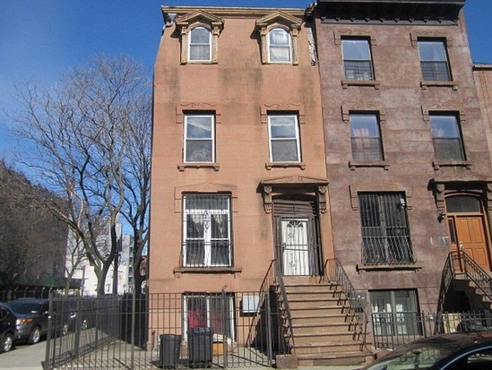 Single-family for Pre-foreclosure / auction Bedford Stuyvesant, Brooklyn