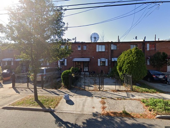 Single-family for Pre-foreclosure / auction Brownsville, Brooklyn