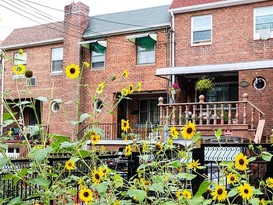 Home for Sale Williamsbridge, Bronx