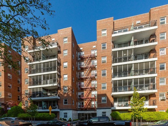 Condo for Sale Rego Park, Queens