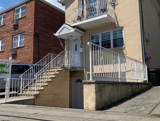 Multi-family for Sale Maspeth, Queens