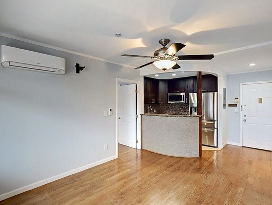 Condo for Sale Middle Village, Queens