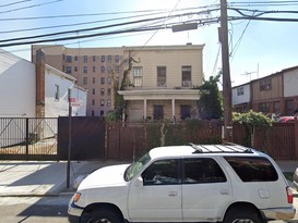 Home for Pre-foreclosure / auction Woodstock, Bronx