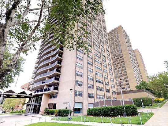 Condo for Sale Forest Hills, Queens