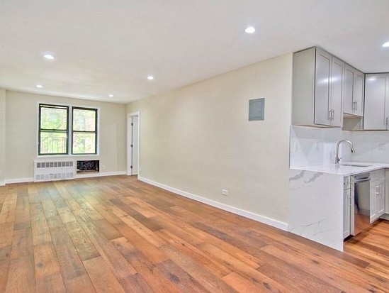 Condo for Sale Bronxwood, Bronx