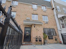 Home for Pre-foreclosure / auction Morrisania, Bronx