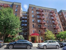 Home for Sale Forest Hills, Queens