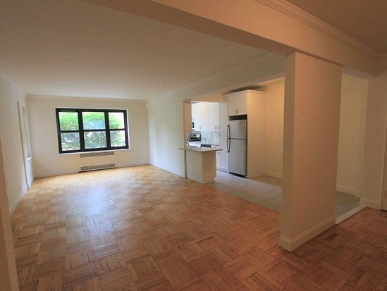 Condo for Sale Forest Hills, Queens