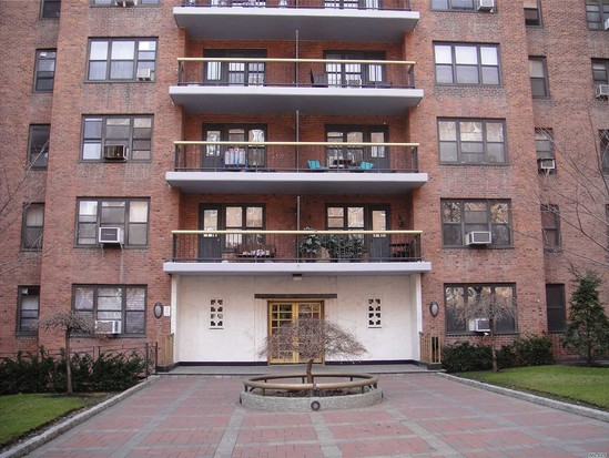 Condo for Sale Forest Hills, Queens