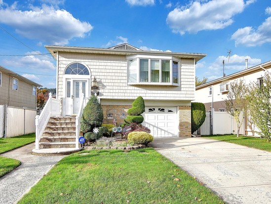 Single-family for Sale Eltingville, Staten Island