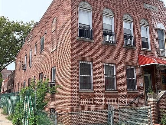 Multi-family for Sale Bensonhurst, Brooklyn