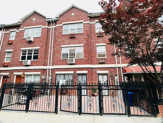 Multi-family for Sale Prospect Heights, Brooklyn