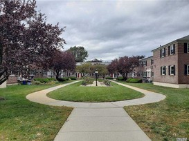 Home for Sale Kew Gardens Hills, Queens