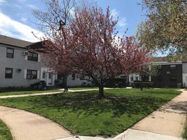 Home for Sale Kew Gardens Hills, Queens